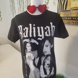 Aaliyah Graphic Black Tee - Short Sleeve
